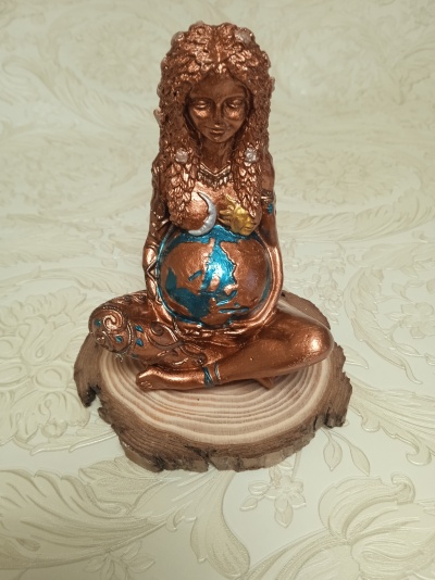 Estátua Deusa de Gaia Cobre 7 cm