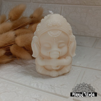 Ganesha em vela de soja
