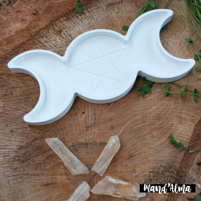 Lua tripla em gesso perfumado