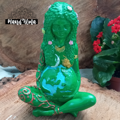 Estátua Deusa de Gaia em cerâmica