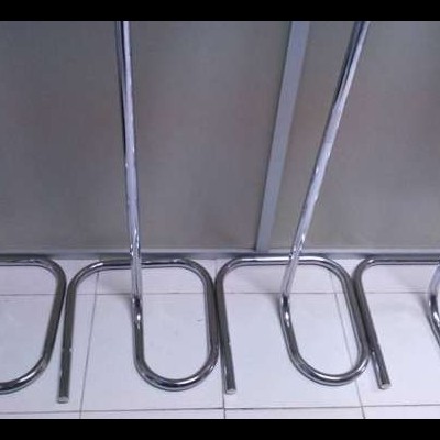 Base em aço inox para busto