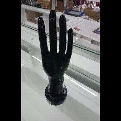 Mão de Manequim Feminino varias cores : Branco e Preto