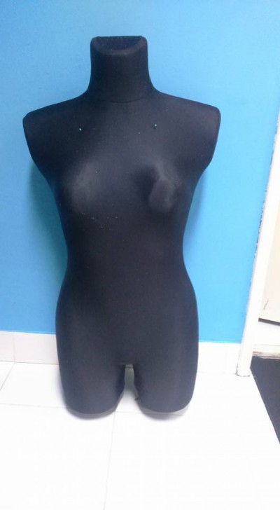 Busto feminino para costura cor preto meio corpo tamanho 36/38 único em Portugal