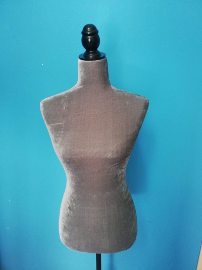 Busto feminino para costura profissional cor cinza tamanho 36/38 único em Portugal