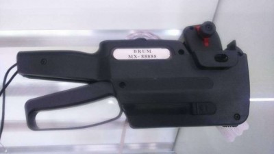 Máquina etiquetar preços 8 dígitos, com € Euro - oferta de 10 rolos