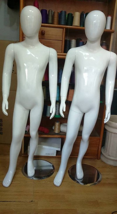 Manequim boneco criança cor branco idade 08 aos 10 anos