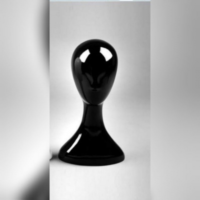 Cabeça de Manequim em Plástico Cor Preta para exposição...