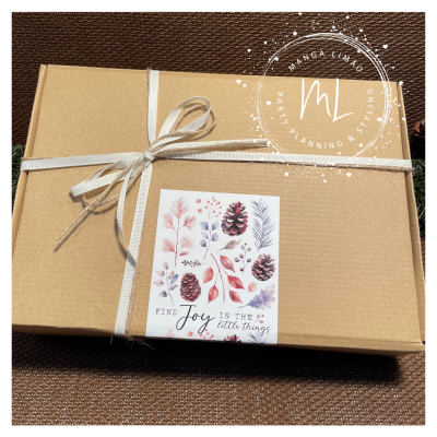 Pack 4 velas em caixa oferta Castanho e Castanho claro