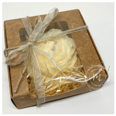 Vela Artesanal em Forma de Flor – Aroma a Rosmaninho