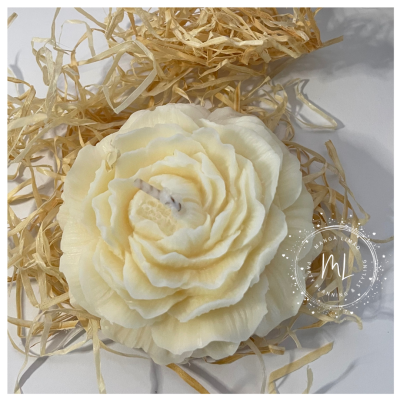 Vela Artesanal em Forma de Flor – Aroma a Rosmaninho