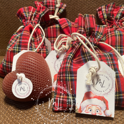 Saco de Algodão com Padrão Xadrez e Vela em Forma de Coração - Aroma a Canela