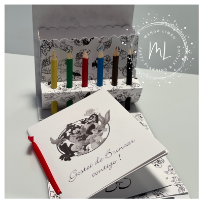 Mala lápis de cor e livro para pintar