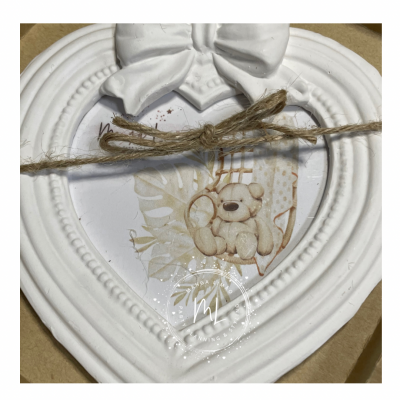 Moldura Coração com laço
