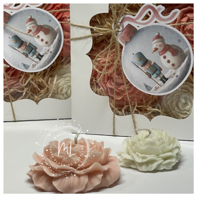 Caixa com 3 Velas Florais Rosa & Branco - Natal Fora do Comum