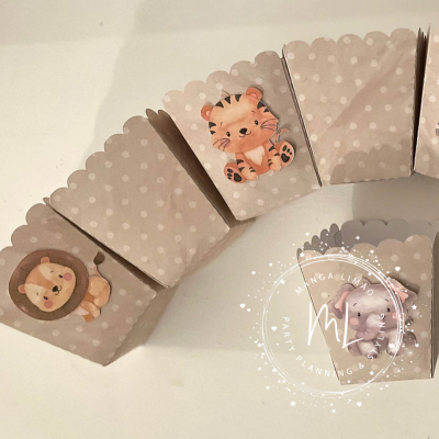 12 copos de pipocas Animais da selva