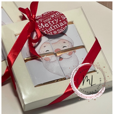 Caixa com 4 napolitanas de Chocolate