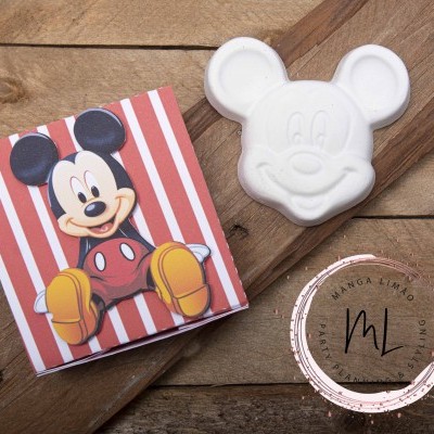 Mickey e Pluto em gesso perfumado