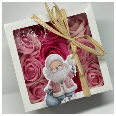 Caixa com 9 Rosas de Sabão – Tons de Rosa | Edição Natal com Tag Pai Natal