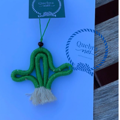 Cacto em macramé