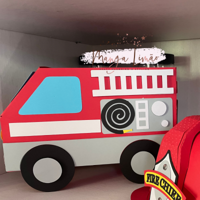 Carro de Bombeiros parta Pipocas