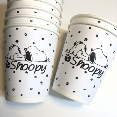 Pack com 10 Copos de Papel Personalizados Tema Snoopy – Exclusivo Manga Limão