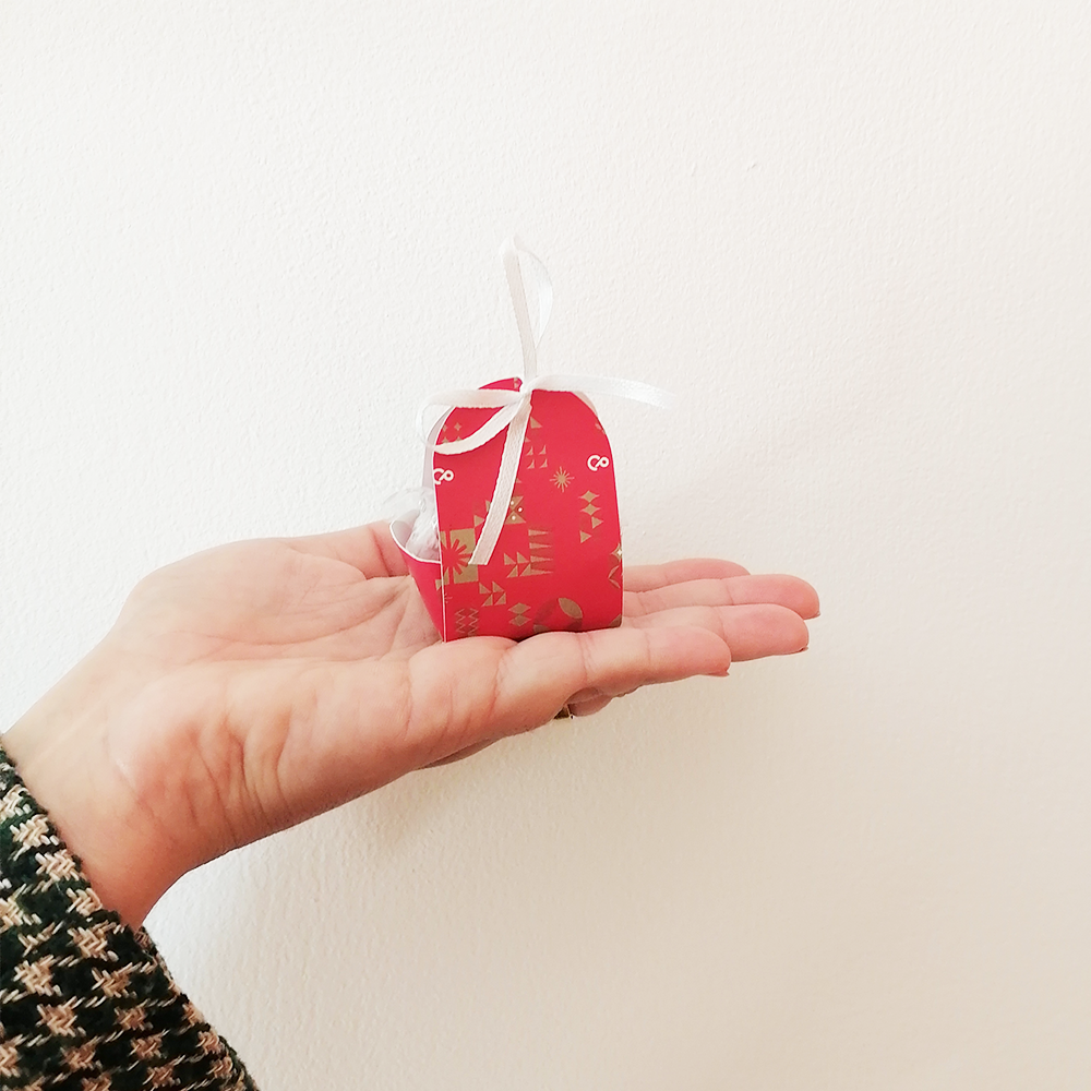 Um delicioso trabalho com Bombons para a Perfumes & Companhia 😍