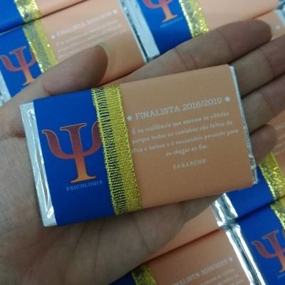 Mini&#x20;Chocolates&#x20;20gr&#x20;com&#x20;o&#x20;logotipo&#x20;da&#x20;empresa