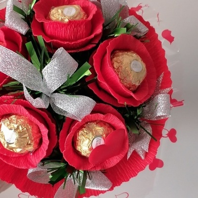 Mini&#x20;Bouquet&#x20;com&#x20;Bombons&#x20;de&#x20;Chocolate&#x20;e&#x20;Pralin&#x00E9;