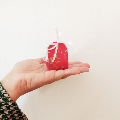 Um delicioso trabalho com Bombons para a Perfumes & Companhia 😍 Um delicioso trabalho com Bombons para a Perfumes & Companhia 😍