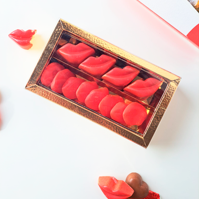 Caixa&#x20;Beijo&#x20;Doce&#x20;Mix&#x20;-&#x20;Sele&#x00E7;&#x00E3;o&#x20;Irresist&#x00ED;vel&#x20;de&#x20;16&#x20;Del&#x00ED;cias,&#x20;com&#x20;8&#x20;Gomas&#x20;e&#x20;8&#x20;Chocolates&#x20;em&#x20;Forma&#x20;de&#x20;L&#x00E1;bios