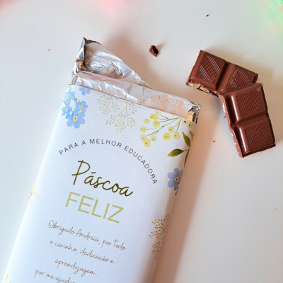 Tablete&#x20;de&#x20;Chocolate&#x20;com&#x20;dedicat&#x00F3;ria&#x20;para&#x20;Educadoras&#x20;e&#x20;Auxiliares