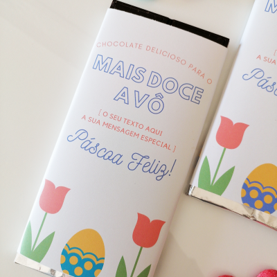 Chocolate&#x20;Grande&#x20;Personalizado&#x20;para&#x20;Av&#x00F3;&#x20;ou&#x20;Av&#x00F4;&#x20;P&#x00E1;scoa&#x20;Feliz