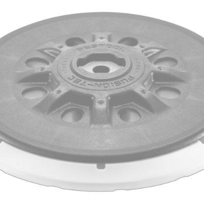 Placa circular preta com furo hexagonal e texto em relevo 'FUSION-TEL'