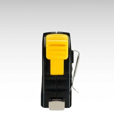 Aparelho cortador de unhas preto com botão amarelo