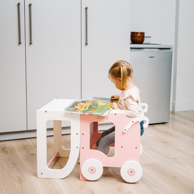 Mesa e Torre de Aprendizagem Automóvel
