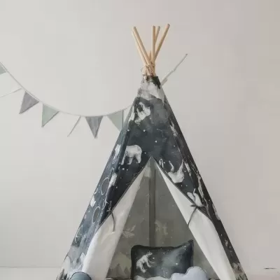 Conjunto Tipi CÉU NOTURNO – Tenda, Tapete e Almofada