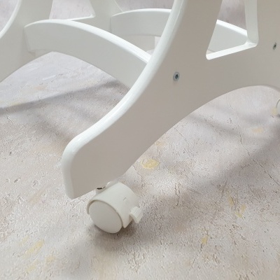 Cesta Moisés de Vime Branco EMMA com Roupa de Cama