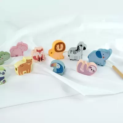 Caixa de Brinquedos Educativos Montessori 18–24 Meses em Madeira