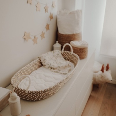 Cesto de Moisés Fraldário em Algas Marinhas Naturais