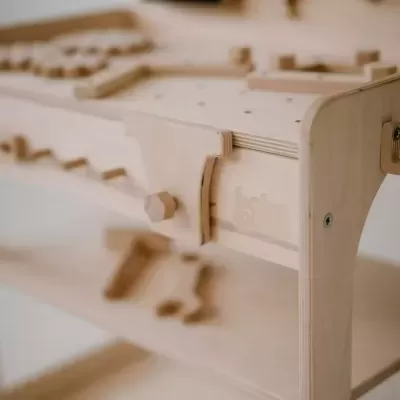 Bancada de Ferramentas Infantil em Madeira