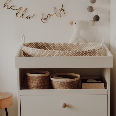 Cesto de Moisés Fraldário em Algas Marinhas Naturais