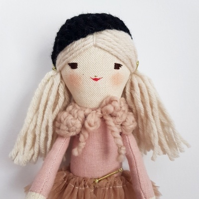 Boneca Parisiense Eco-Friendly CÉCILE