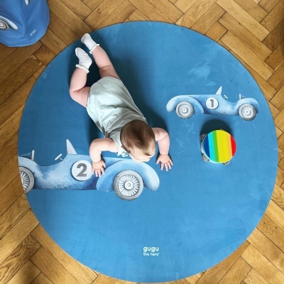 Tapete Educativo Natural Carros de Corrida para Bebés PRIME