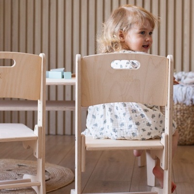 Conjunto de Mesa e Cadeiras Ajustáveis