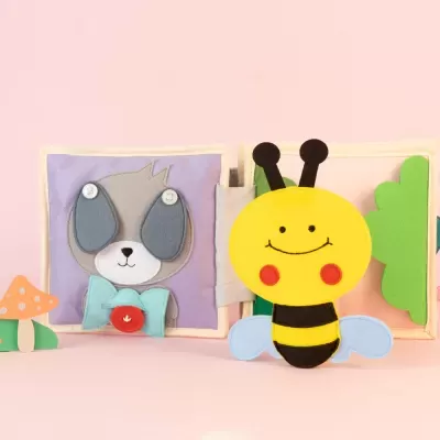 Pássaro Mágico - Mini Livro Sensorial de 6 Páginas