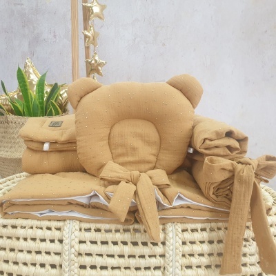 Cesta Moisés de Vime Branco EMMA com Roupa de Cama