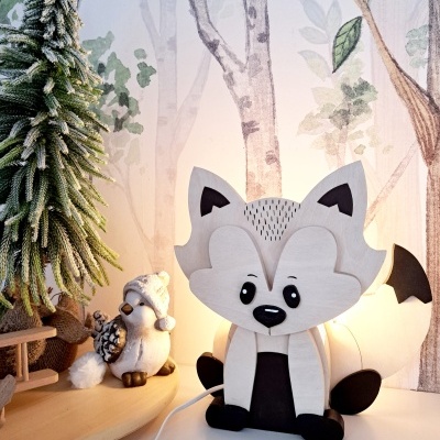 Candeeiro Raposa de Madeira Controlado por SMARTPHONE