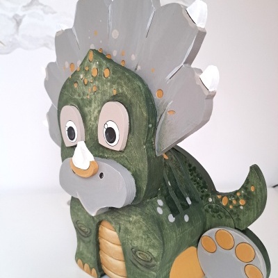 Candeeiro Dinossauro de Madeira Controlado por SMARTPHONE