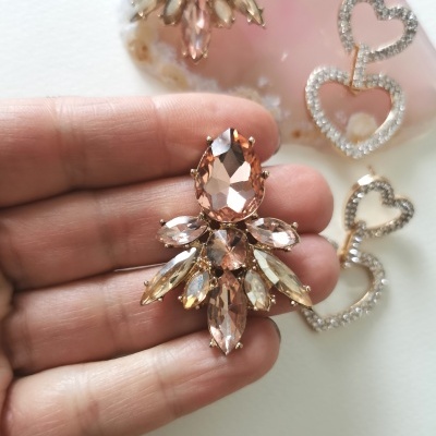 Dourados e côr de pêssego 🤍