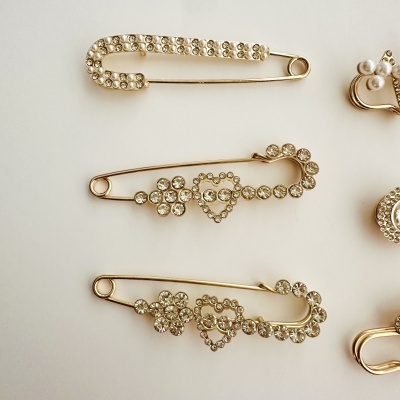 Alfinetes de peito - Pregadeira #2